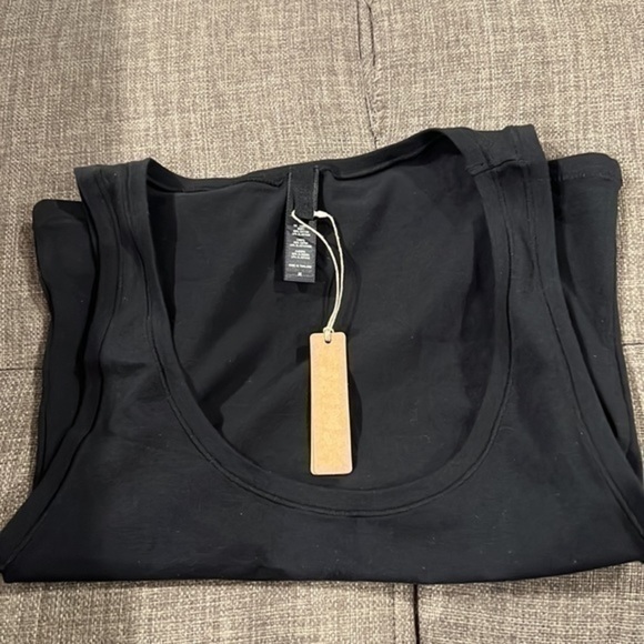 Skims Cotton Jersey Tank - Picture 4 of 5